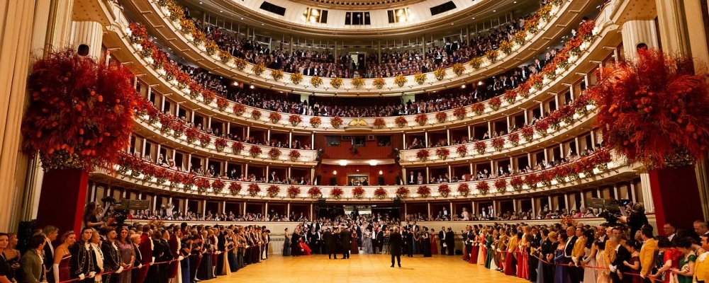 Austria Cancels the 2021 Vienna Opera Ball in February