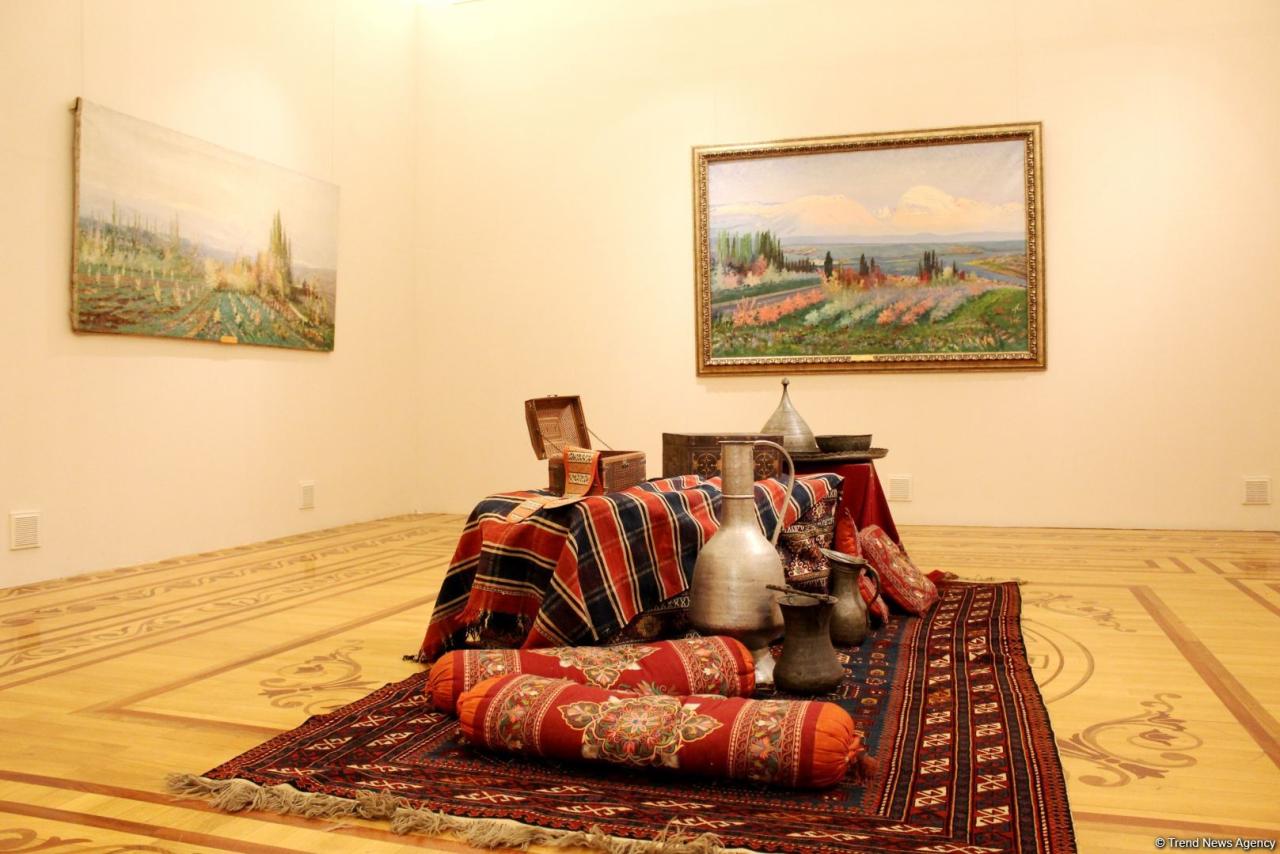 National Art Museum opens exhibition timed to Novruz