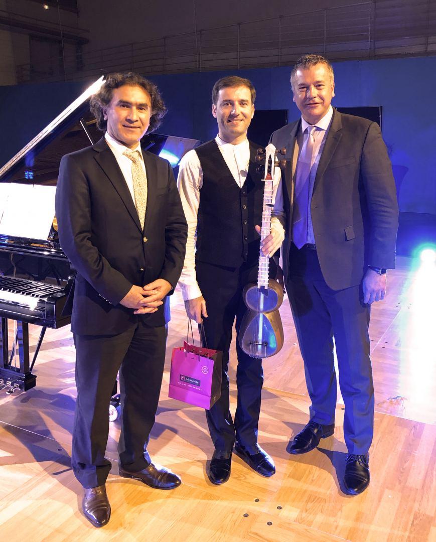 National tar musician awarded in France