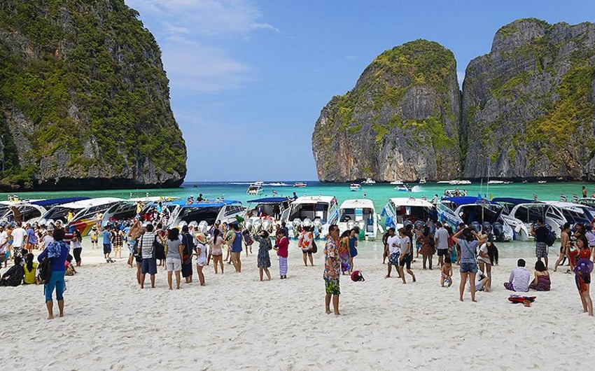 Three Thai islands reopen to vaccinated travelers