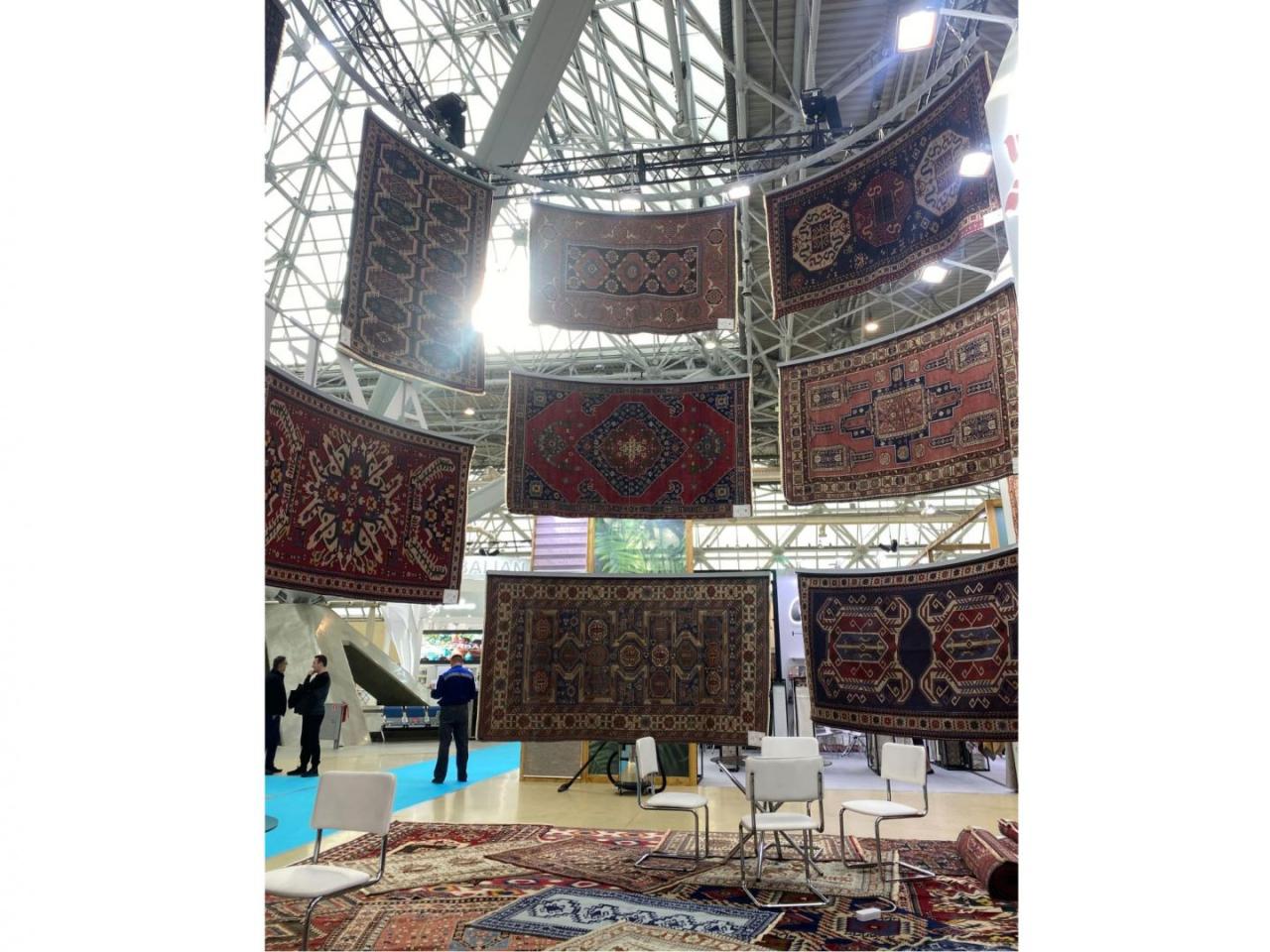 Azerbaijan`s carpet weaving art promoted in Moscow