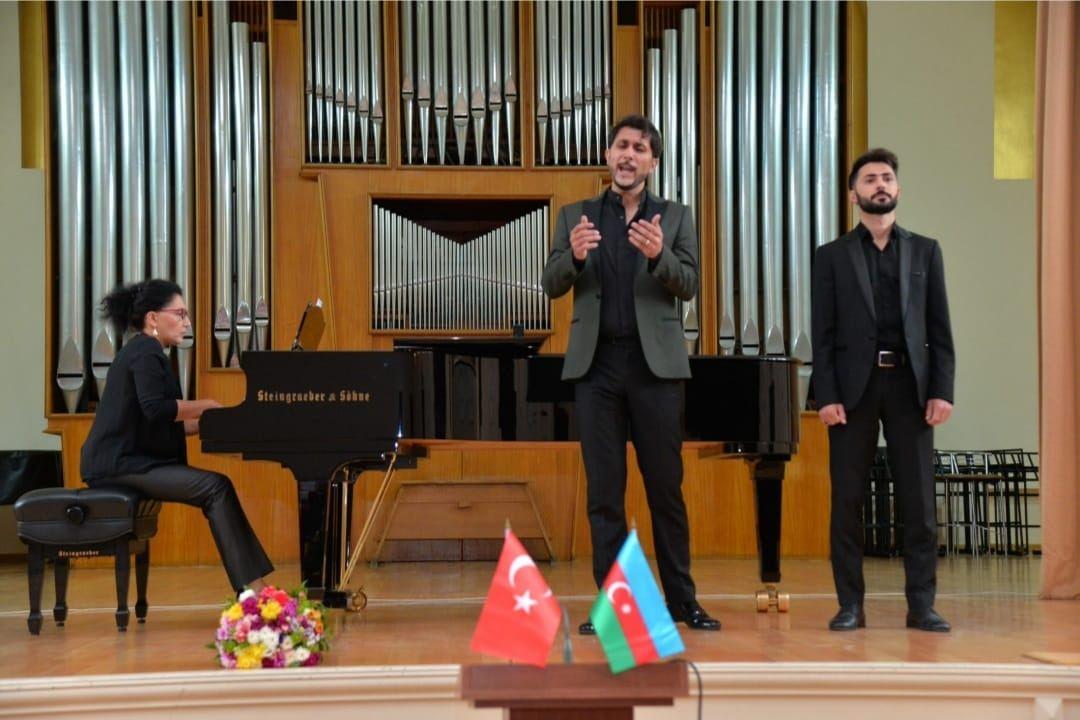 Int'l Congress of Music and Dance opens at Baku Music Academy 