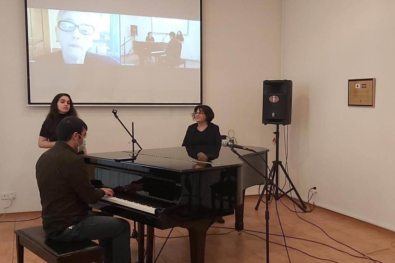 Georgian musician gives master class for young talents