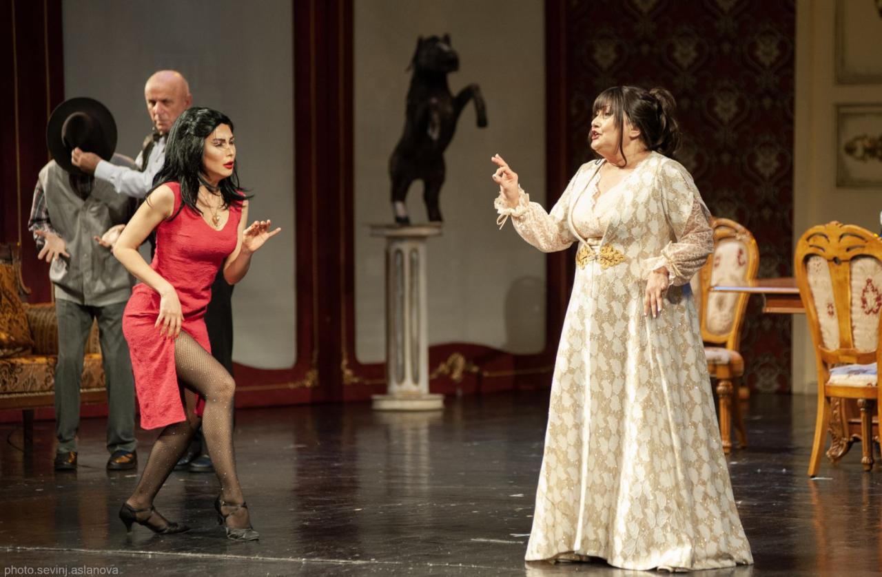 National Drama Theater premieres Italian comedy