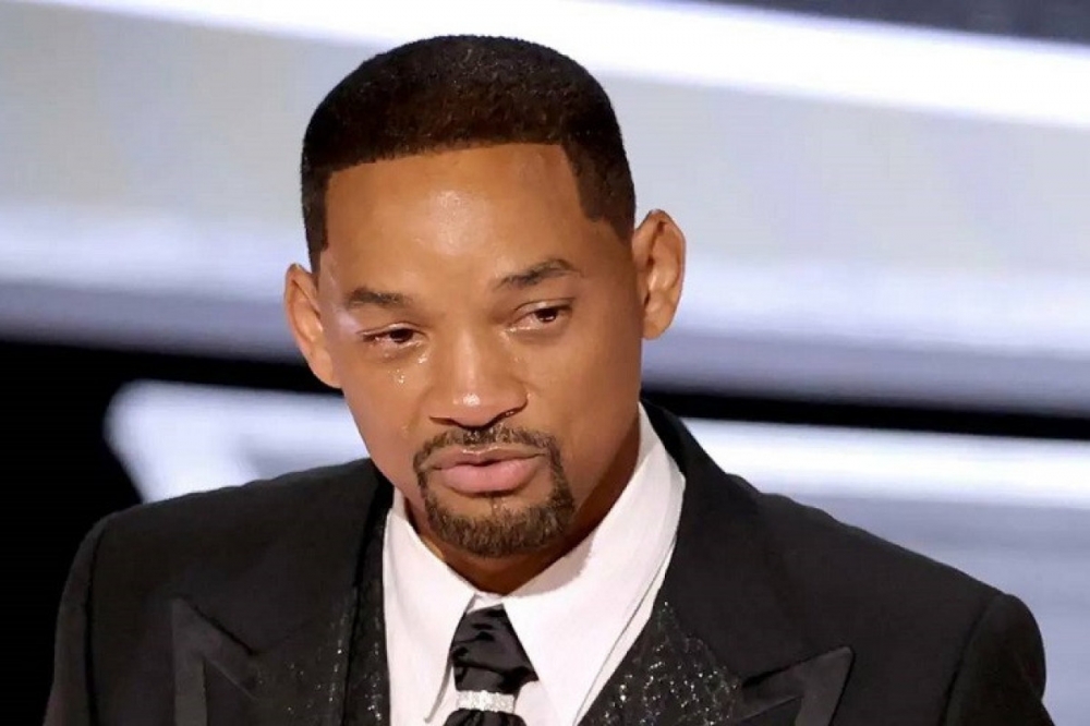 Will Smith gets 10-year Oscars ban over Chris Rock slap