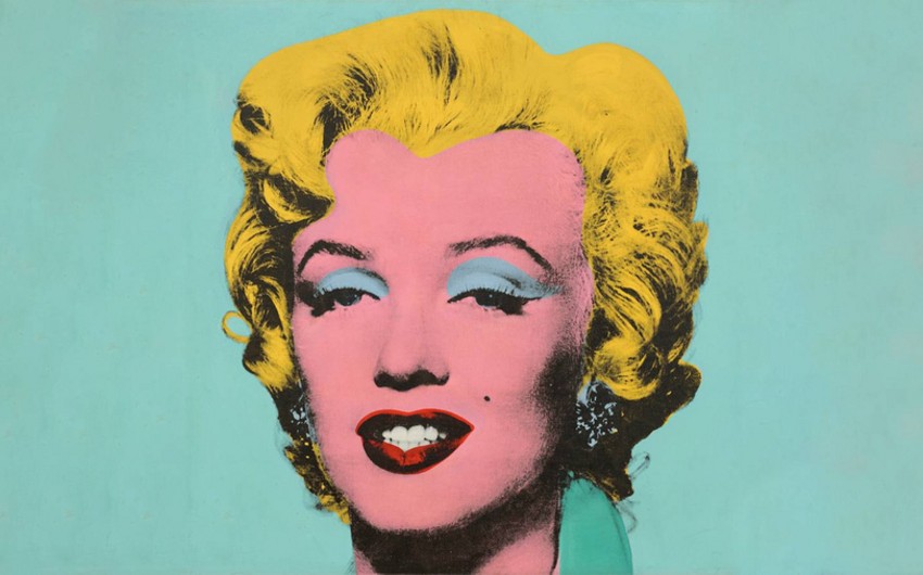 Warhol’s famed Marilyn Monroe portrait sells for record price at auction